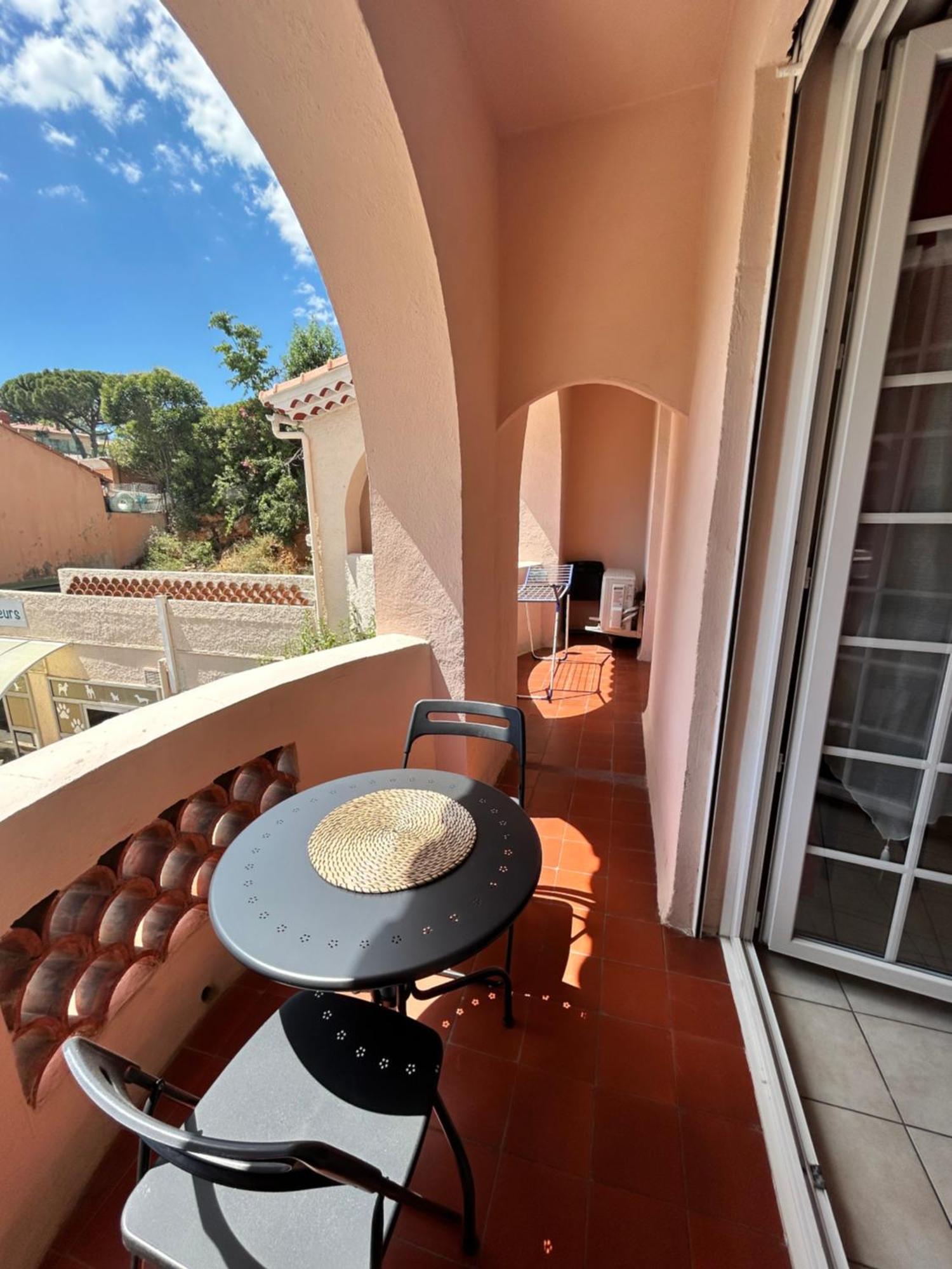 Studio Avec Grand Balcon- Residence De Caractere Bandol Exterior foto